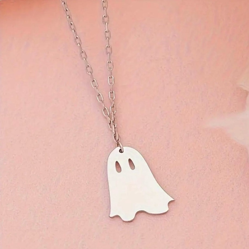 Cute Ghost Pendant Necklace For Halloween Alloy Neck For Ladies Gift